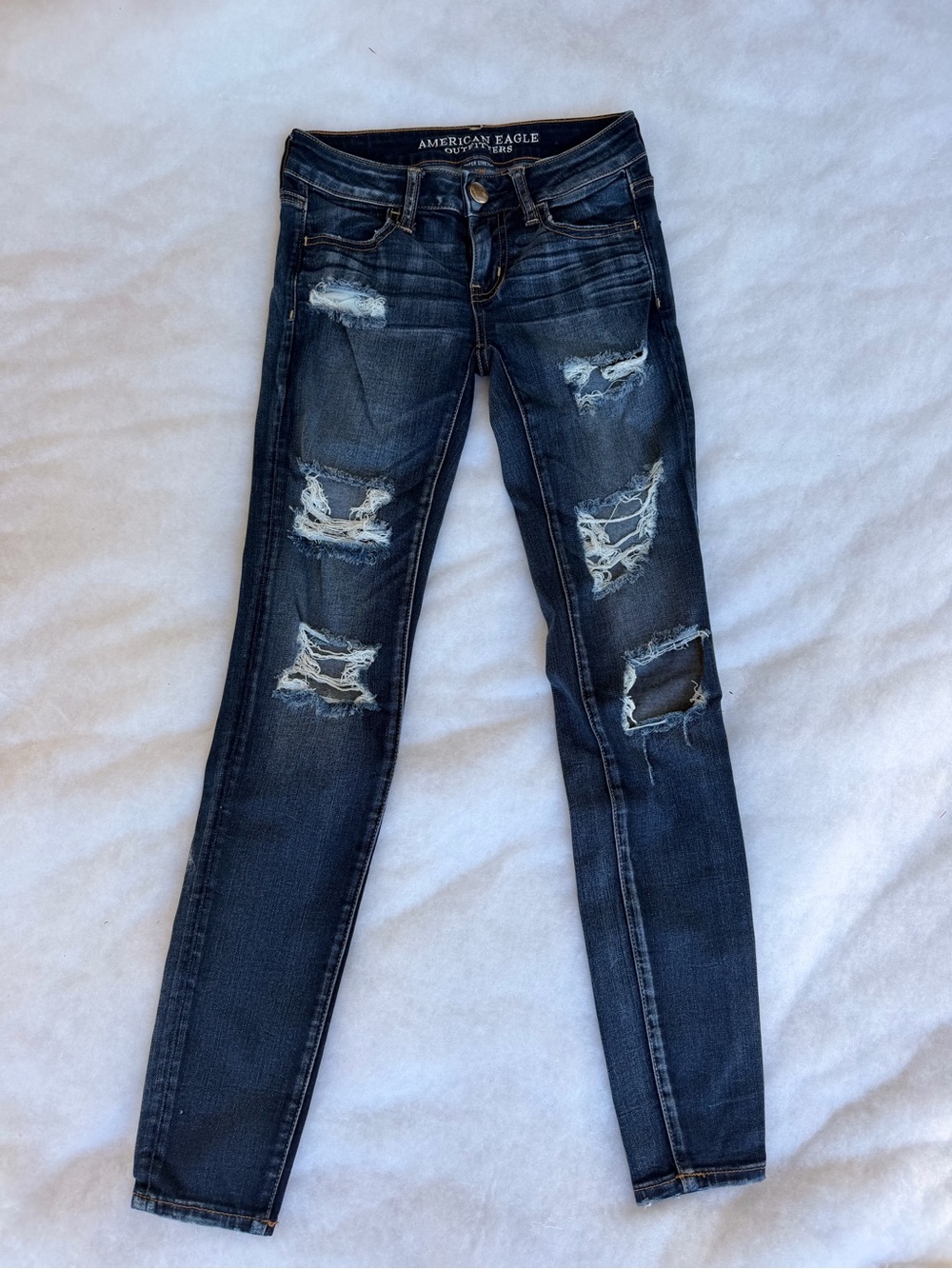 American Eagle Outfitters Women's Distressed Skinny Jeans-Dark Blue Denim size 0